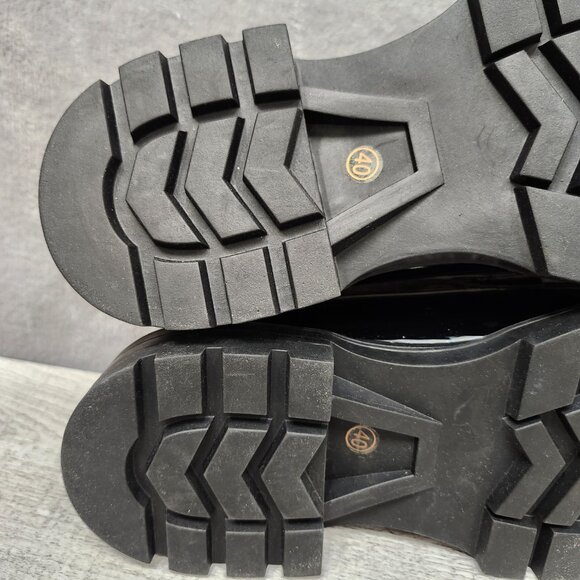 Masika Black Patent Leather Loafers with tassels, Size 40 (US 8.5) Thick-Soled - Picture 10 of 13